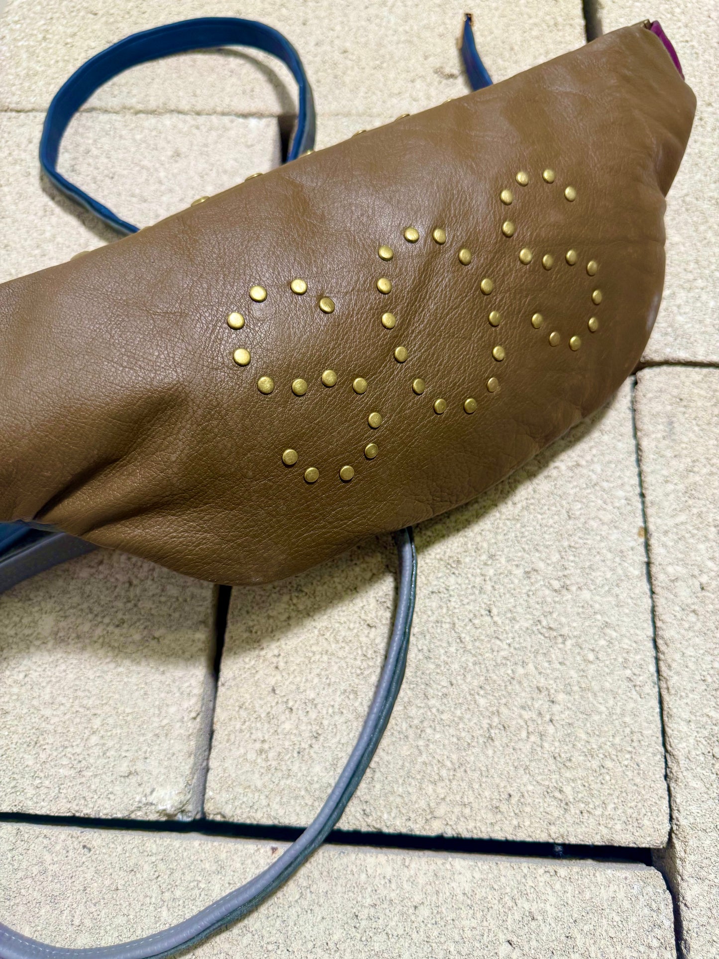 "SKYWALKER" XL LEATHER CROSS BODY